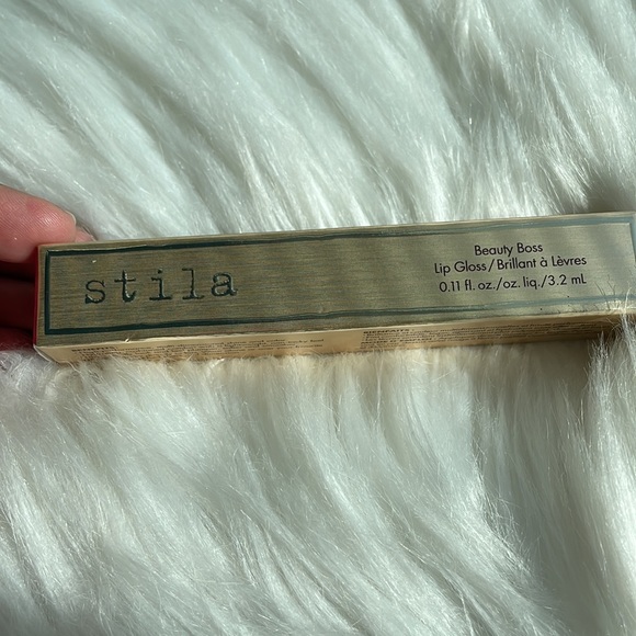 Stila: Beauty Boss Lip Gloss Color Payday - Picture 6 of 7